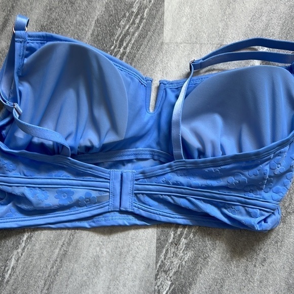 VS Pink Wireless Flocked Mesh Bralette Large-DD Cornflower Blue Daisy - Picture 10 of 10